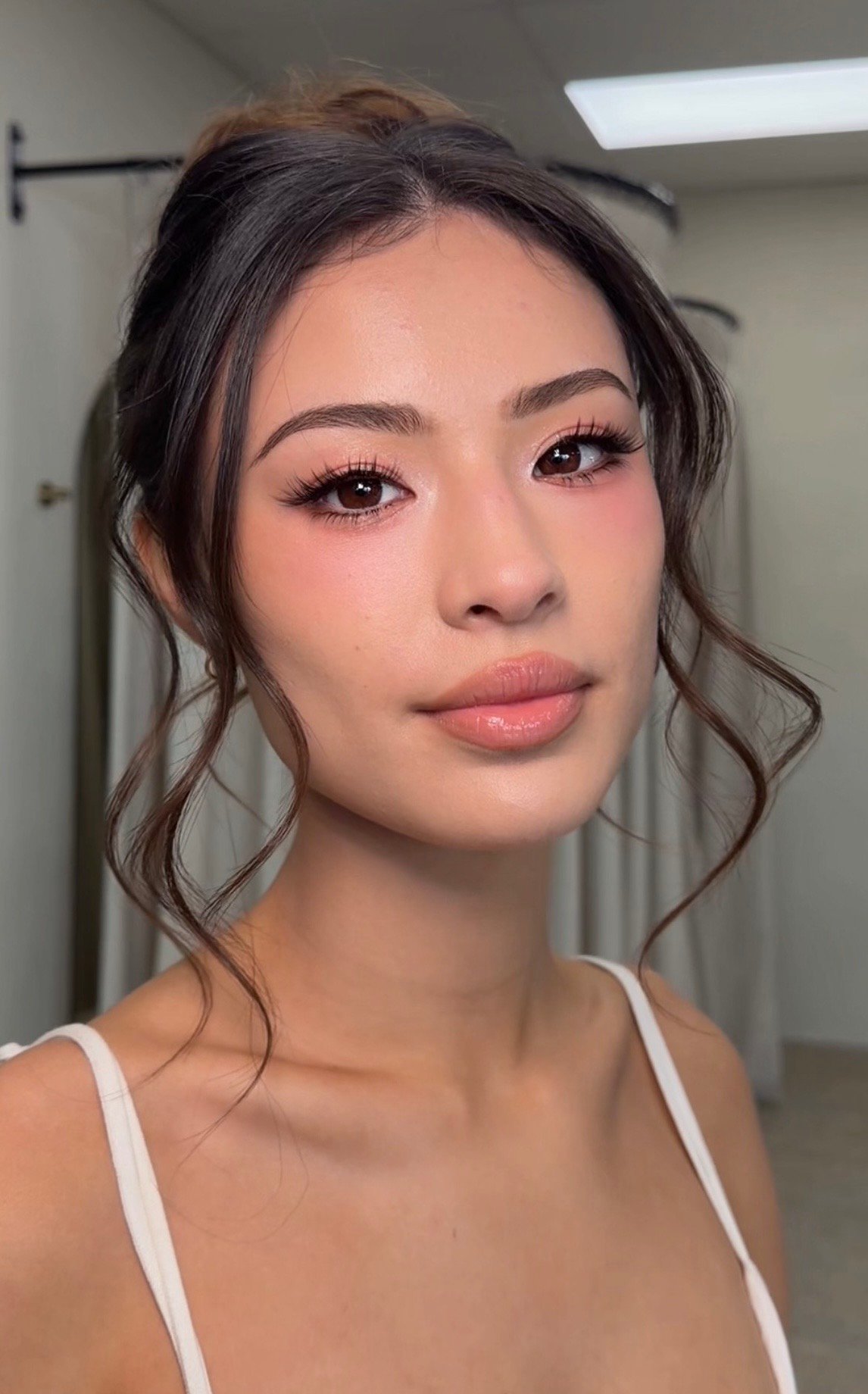 Bridal makeup, soft glam