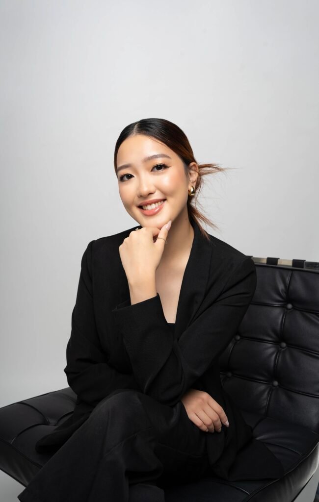 Tian, bridal makeup artist